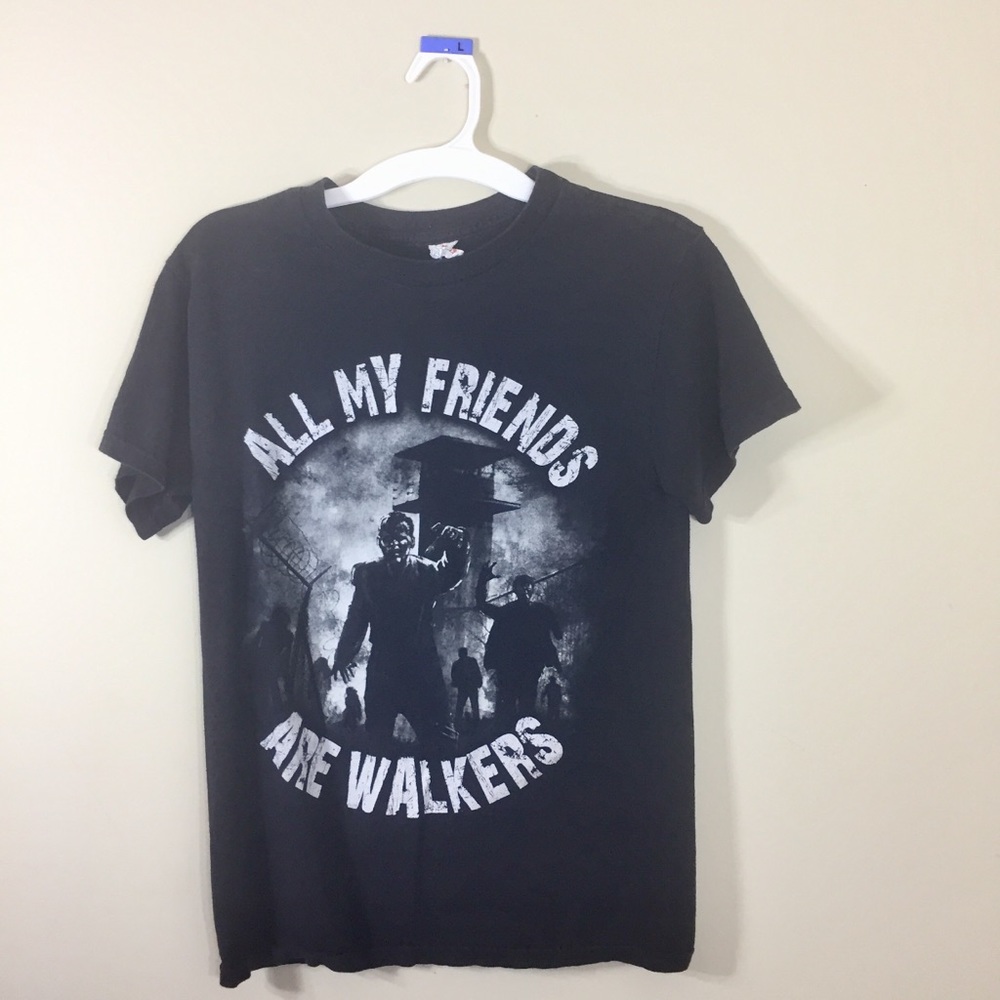 All my friends are walkers zombie tee